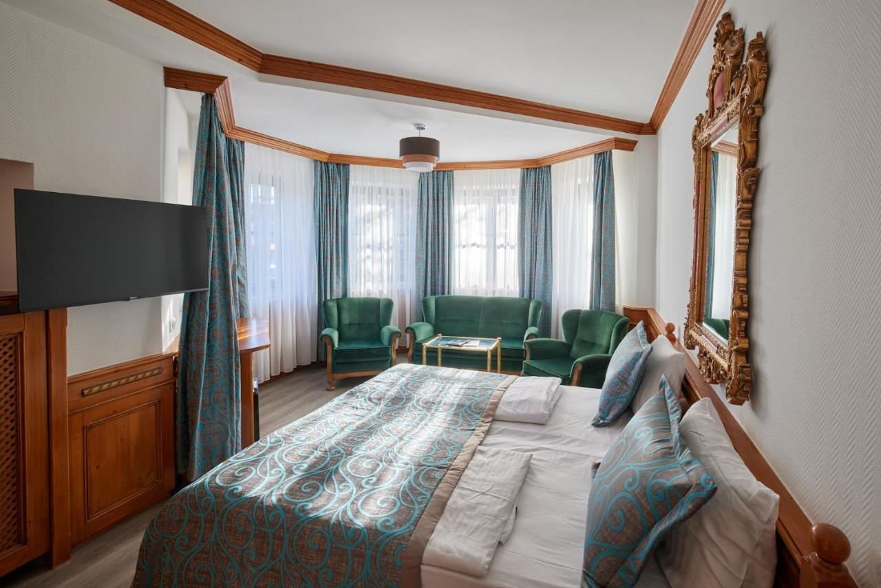 Atlas Posthotel Гармиш-Партенкирхен Екстериор снимка